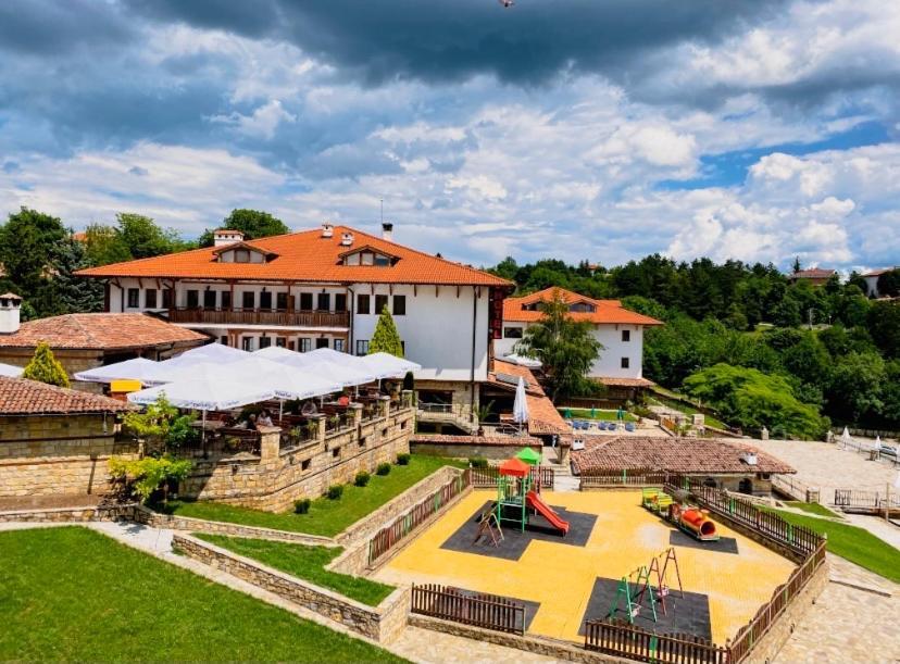 Sevastokrator Relax & Congress Hotel Arbanasi Exterior photo